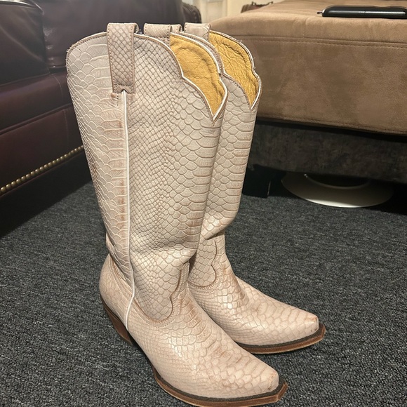Idyllwind Shoes - Idyllwind Snakeskin Cowgirl Boots